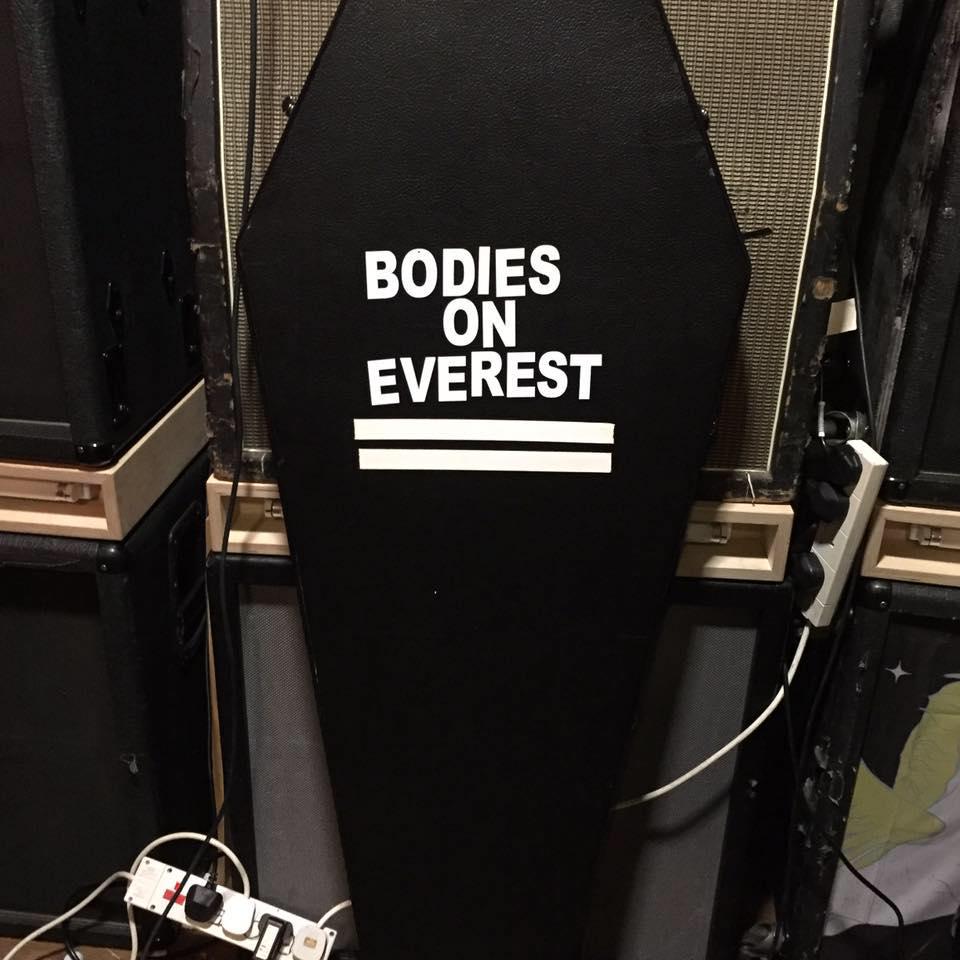 Bodies on Everest