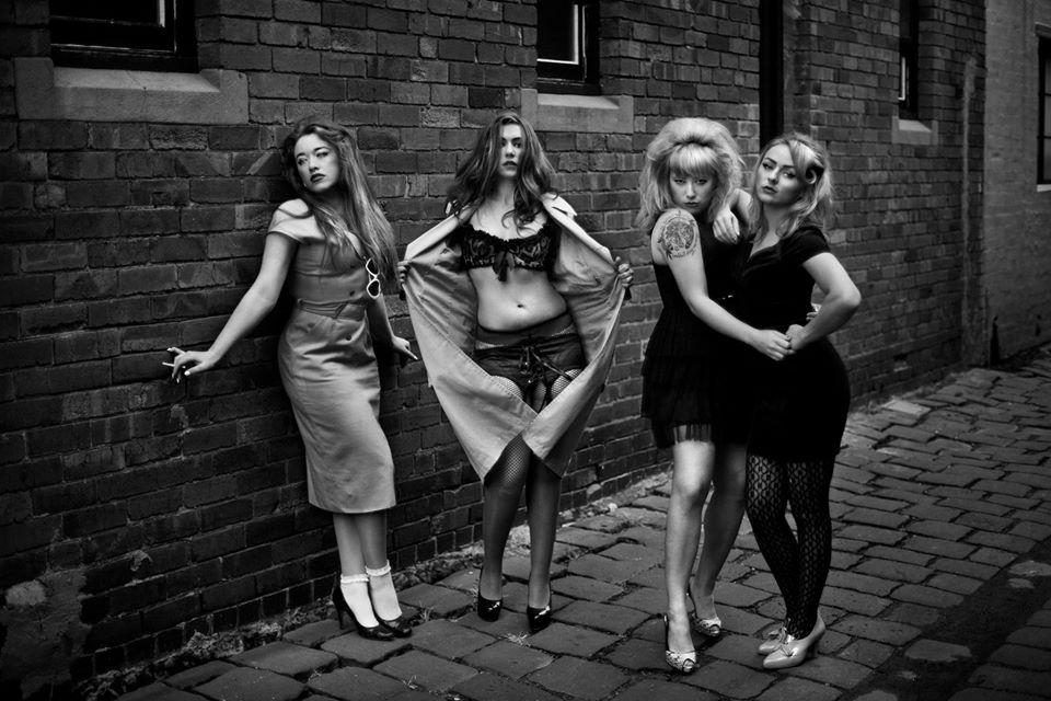 Clairy Browne & The Bangin' Rackettes