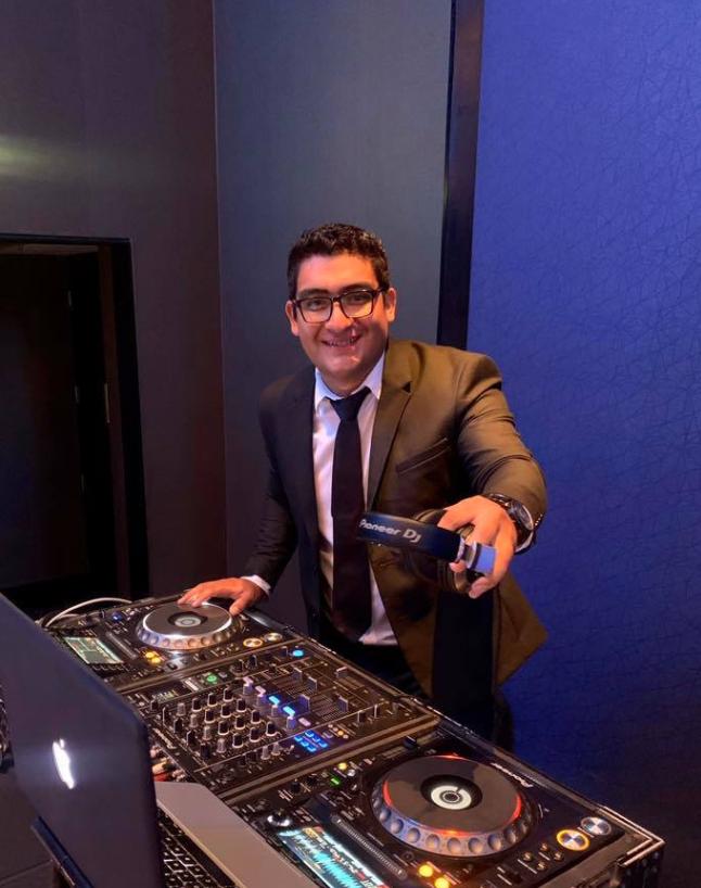 DJ Luis Mora