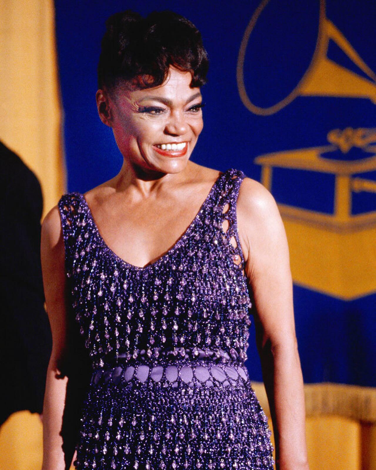 Eartha Kitt - Songs, Events and Music Stats | Viberate.com
