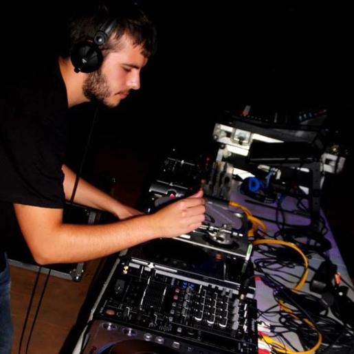 Isra Cuenca DJ