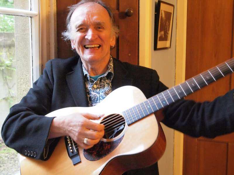 Martin Carthy at Old Cinema Launderette