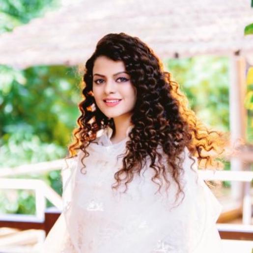 Palak Muchhal Getting Fucked Hot Sex - Palak Muchhal - Songs, Events and Music Stats | Viberate.com