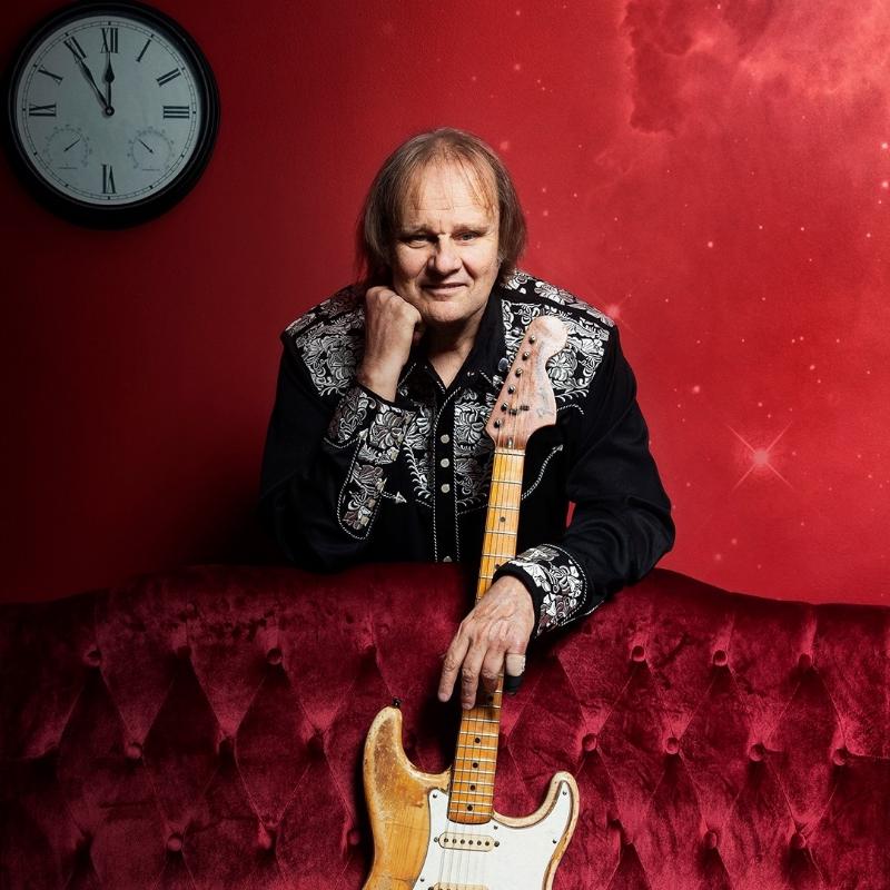 Walter Trout at Archa+